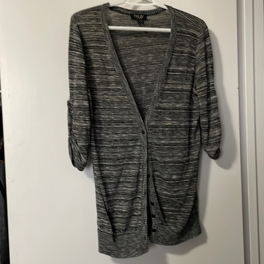Light weight cardi